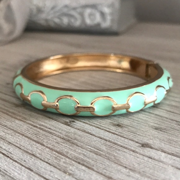 🔥All 6 for $49🔥 Premier Designs Enamel Bracelets - Picture 5 of 8